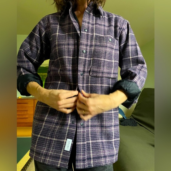 New VALLIER
Kamakura Overshirt - Unisex XS Plaid, grape, navy - Picture 10 of 10